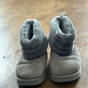 UGG boots- Gray